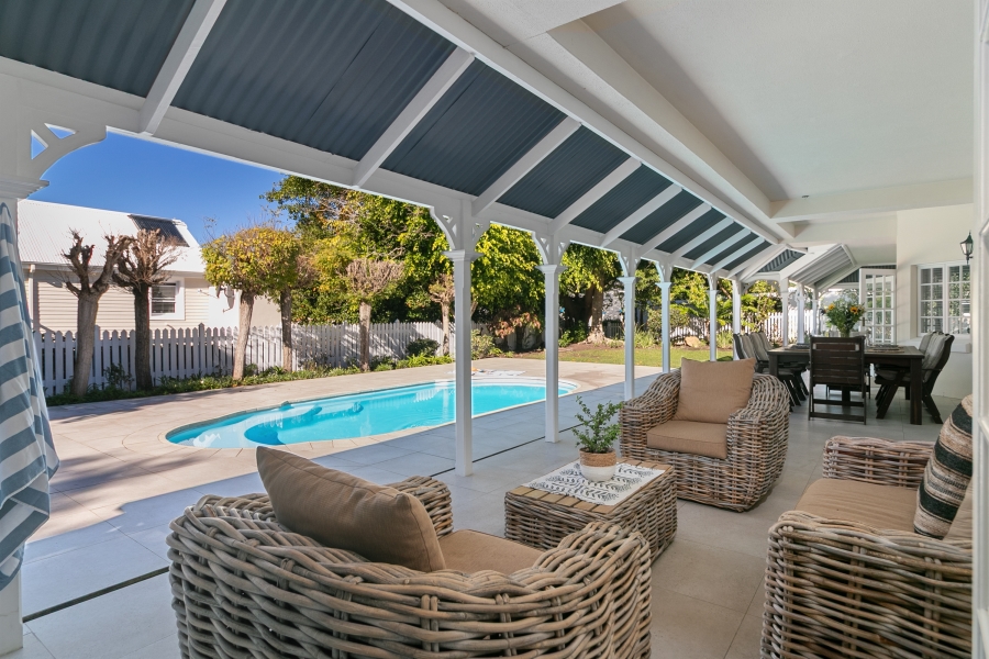 4 Bedroom Property for Sale in Belvidere Estate Western Cape